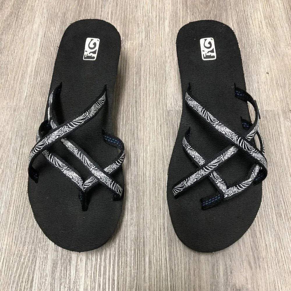 Teva women size